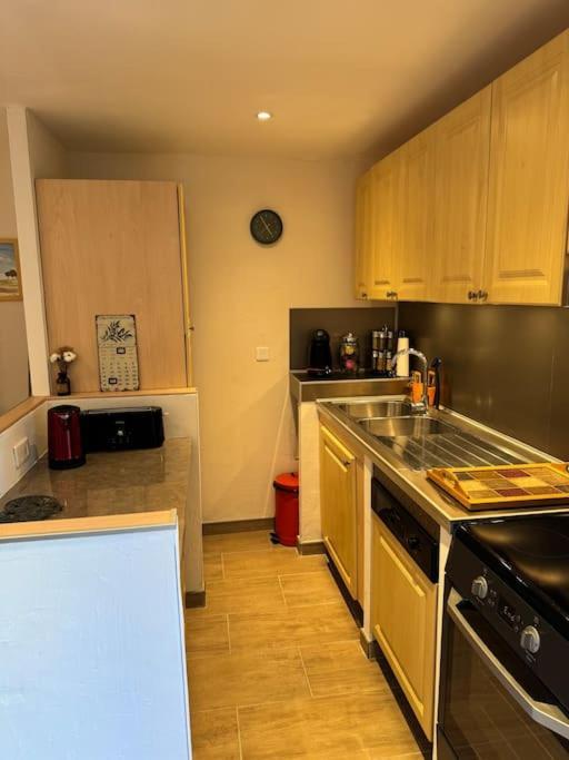 Appartement De Plain-Pied Avec Jardin Avignon Eksteriør bilde