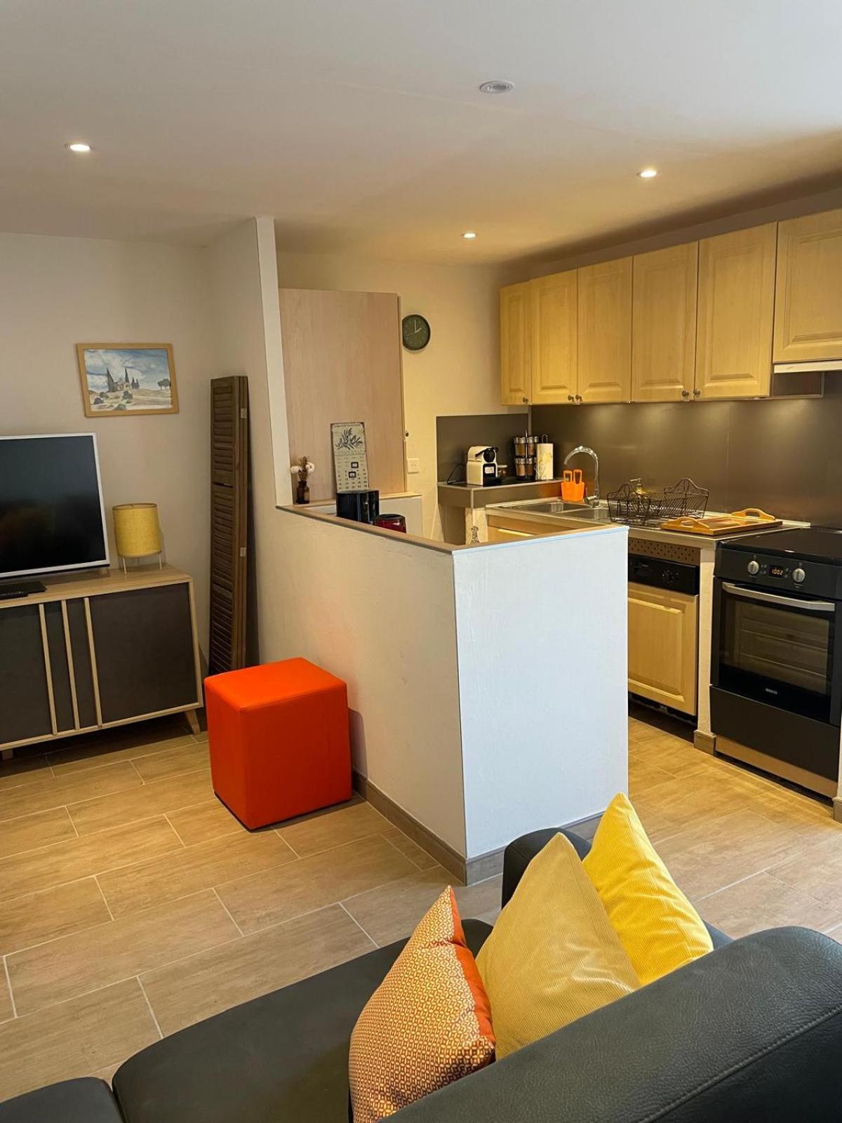 Appartement De Plain-Pied Avec Jardin Avignon Eksteriør bilde